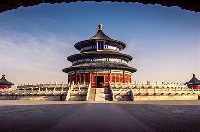 2025年龙宝宝起名大全:10个文雅脱俗好名字推荐